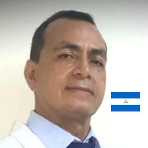 Dr. Carlos Martín Dinarte Mendoza